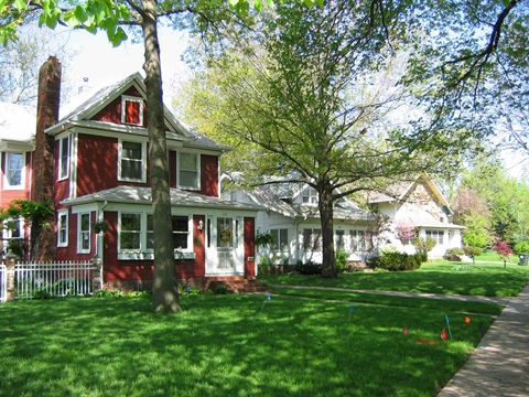 Two houses along Northwestern Avenue