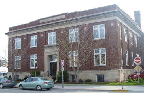 MUNICIPAL BUILDING
