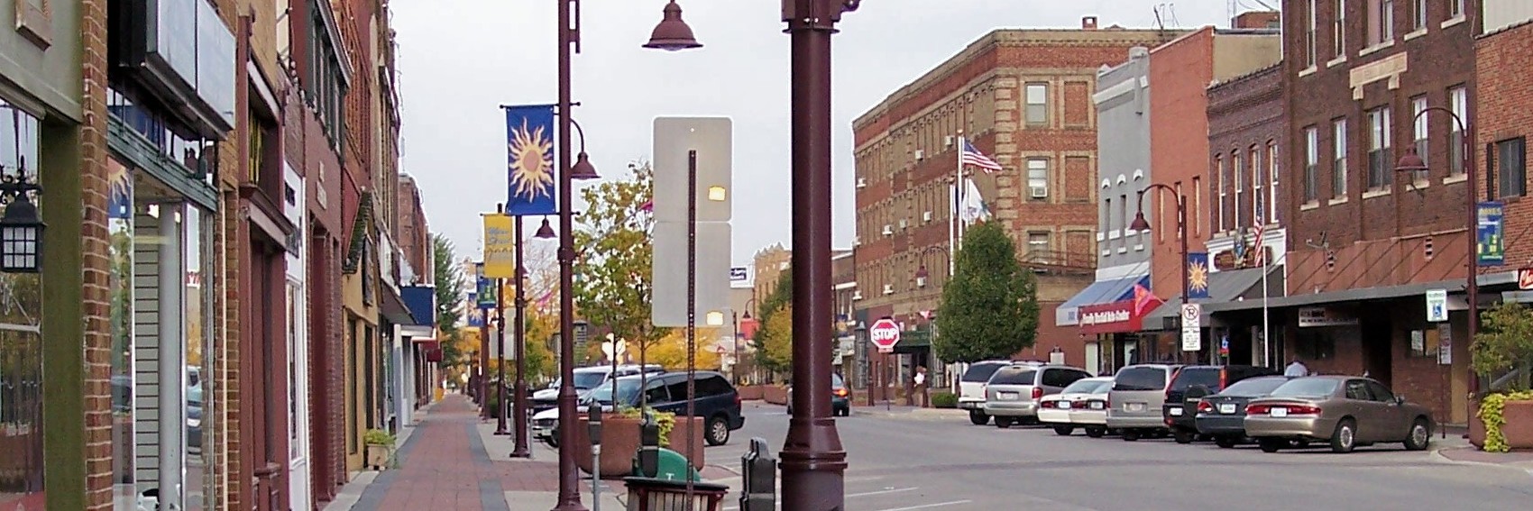 Ames_Iowa_Main_Street.jpg